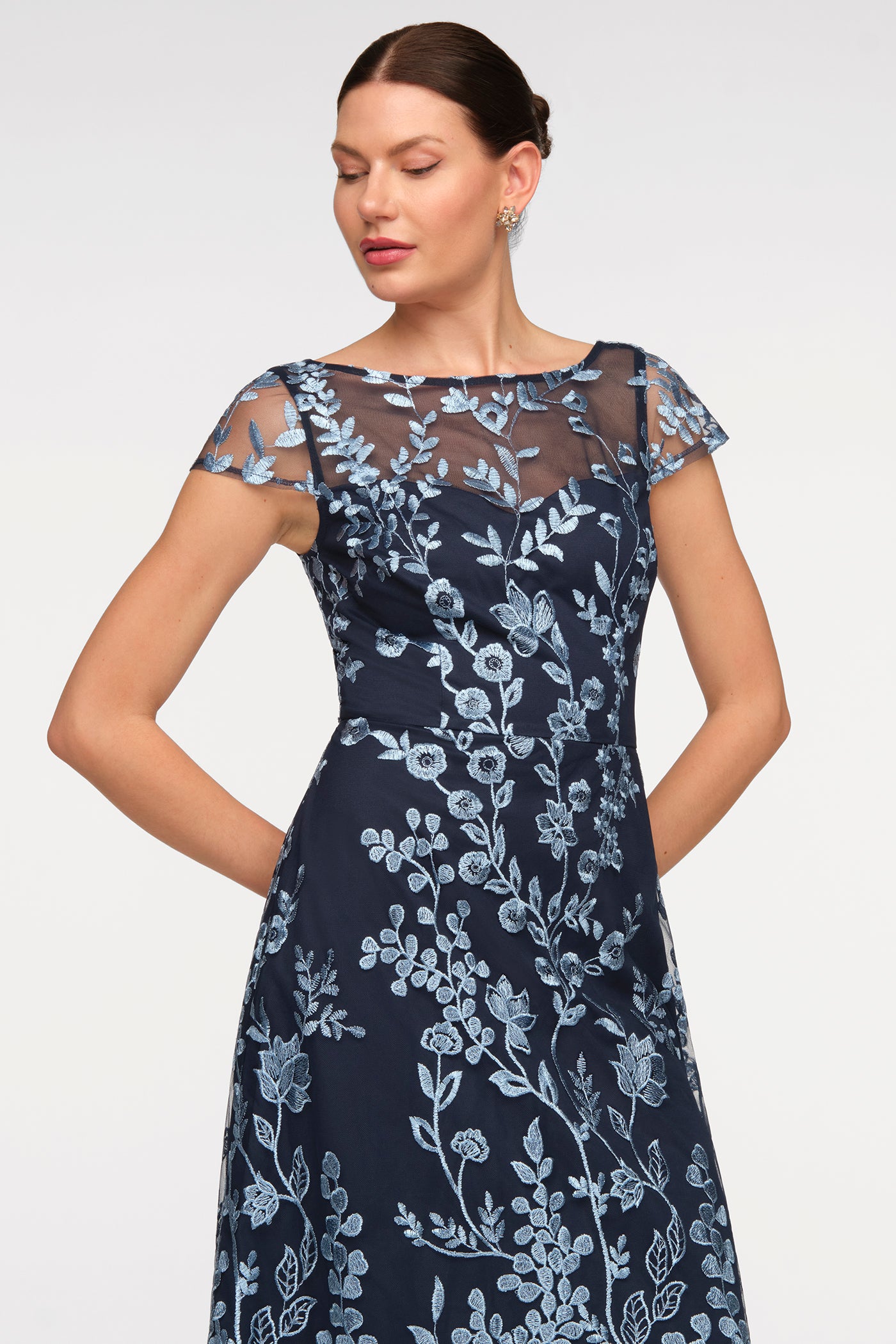 moira floral embroidered dress in navy Navy Floral Embroidered Midi Dress - All Dresses