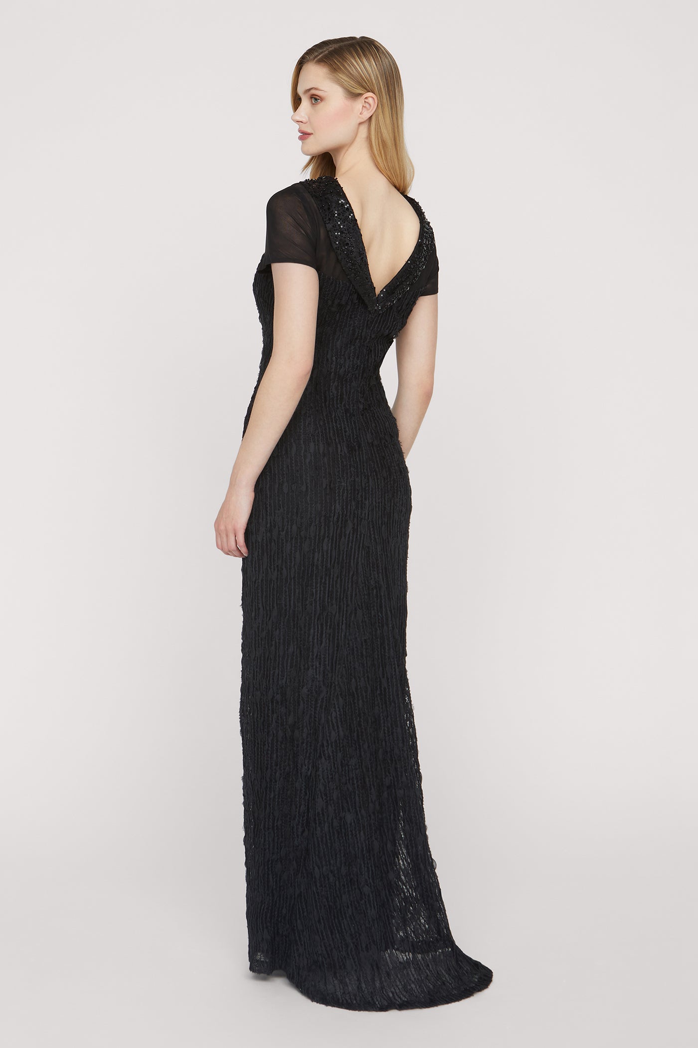 Inaya Column Gown - 4 / Black Inaya Column Gown - 4 / Black
